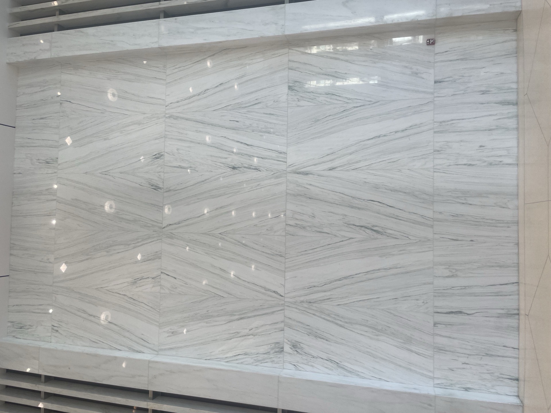 The GM Building, Fifth Avenue, New York — detail 14